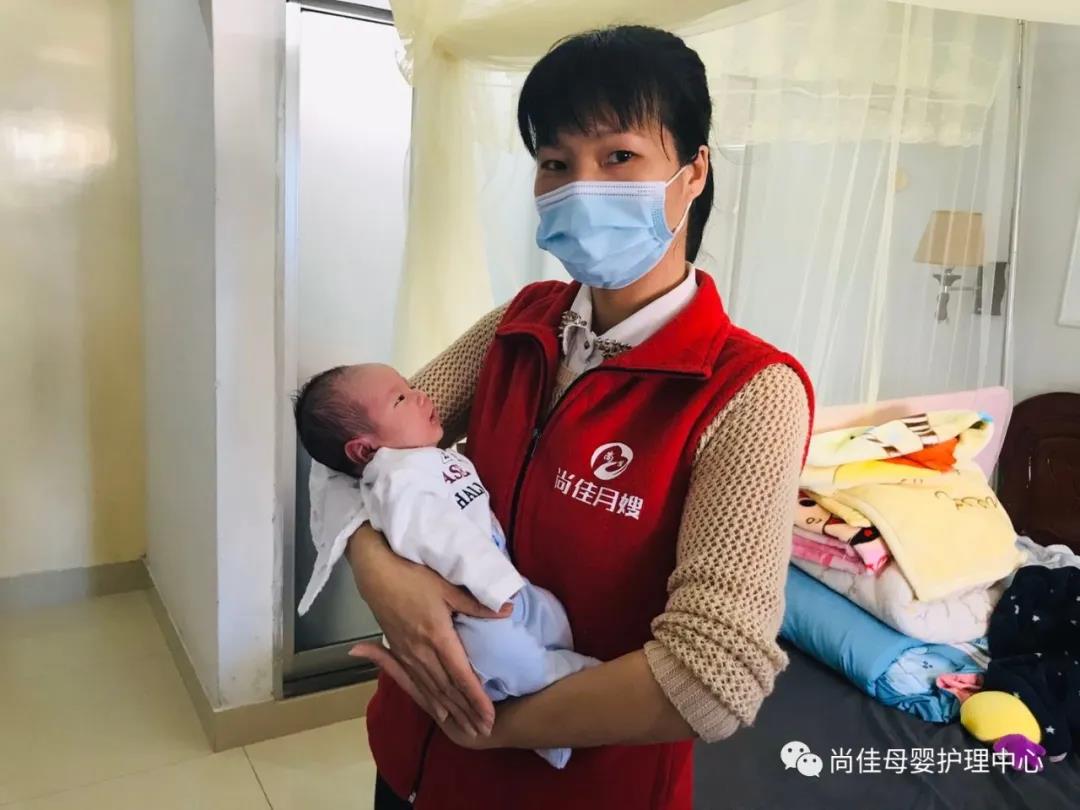 尚佳專業(yè)月嫂丨預(yù)防丨乳腺炎，怎么辦？